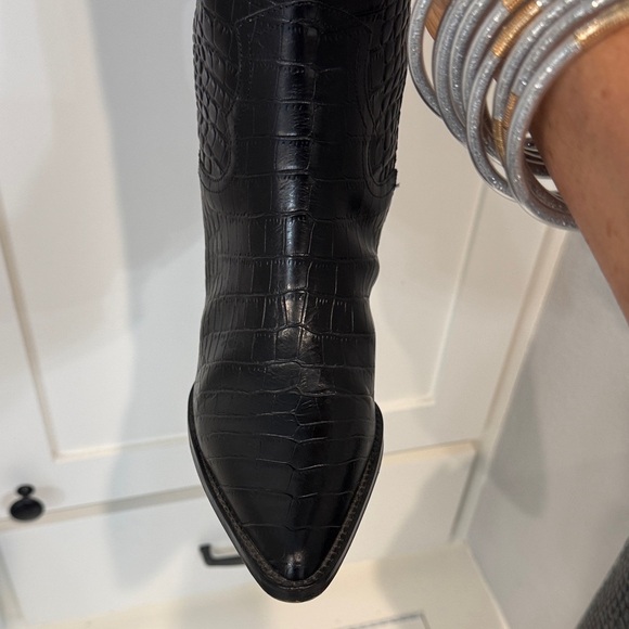 Gianni Bini Black Croc-Embossed Winter Boots, worn once - Picture 6 of 8